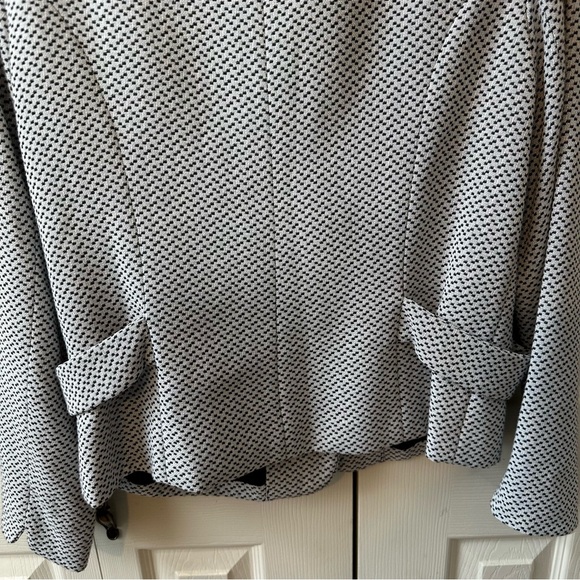 Perry Ellis Blazer Jacket Black Rose Lapel Black Silver Knit Womens Size 8 - Picture 8 of 11